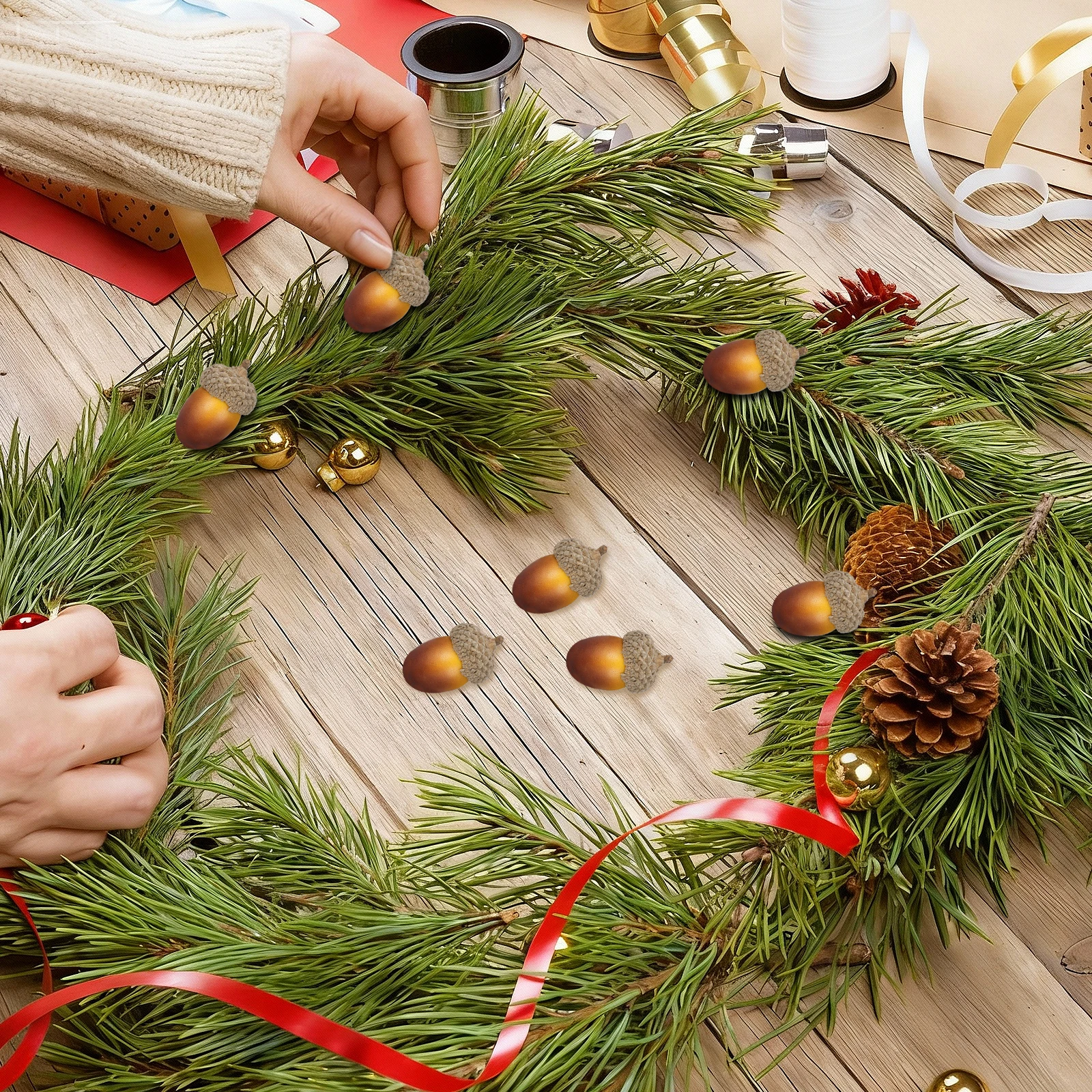 

50Pcs Simulation Acorn Rustic Classic Color Xmas Tree Wreath DIY Decor Mini Artificial Acorn Pendants Lightweight Bulk