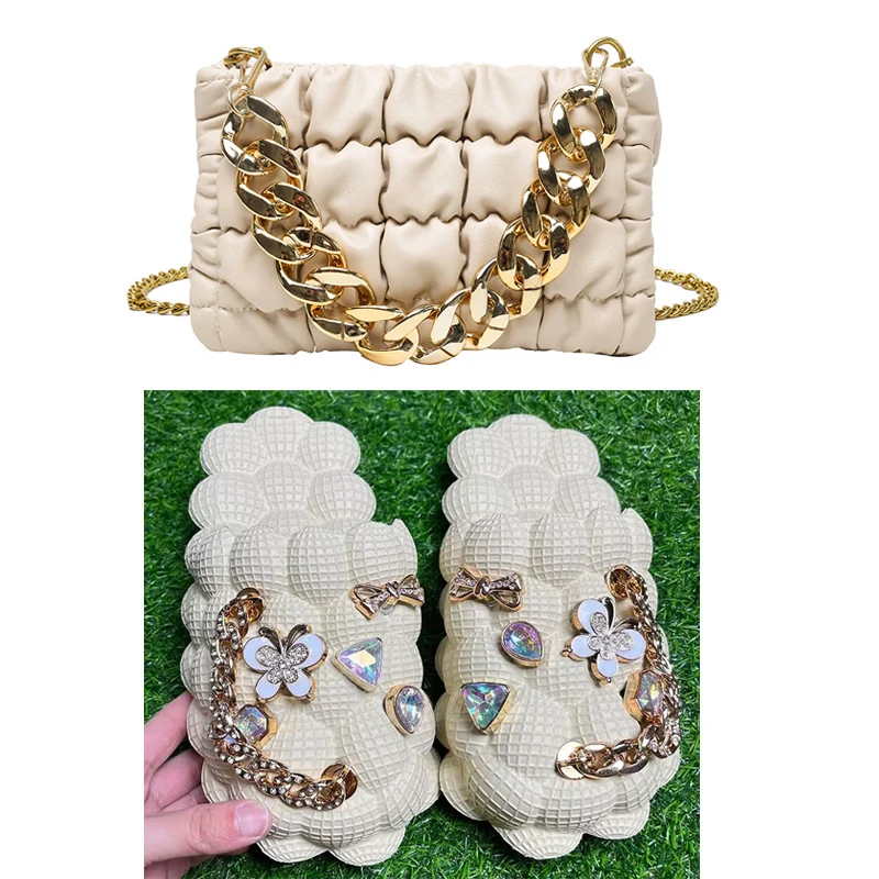 2025 Summer New Bubble Slippers Women Flat Massage Slippers Home Slippers Women's Sandals Fashion Metal Chain Shoulder Bag Set