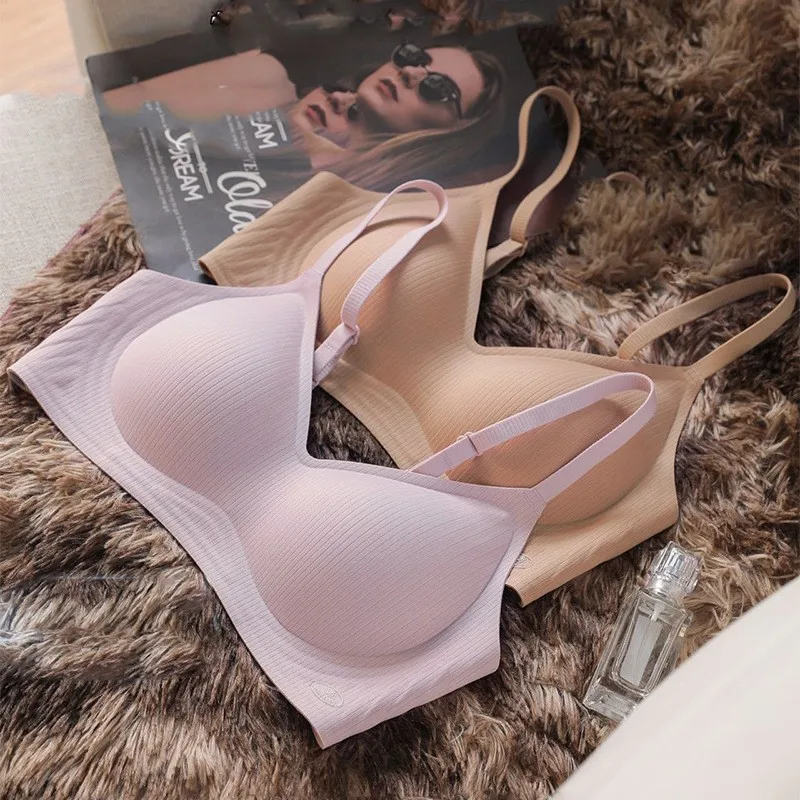

Comfortable Women's Underwear Thin Fixed Cup Breathable Bra Soft Support Large Chest Appears Small Gathered up Pushed Soft
