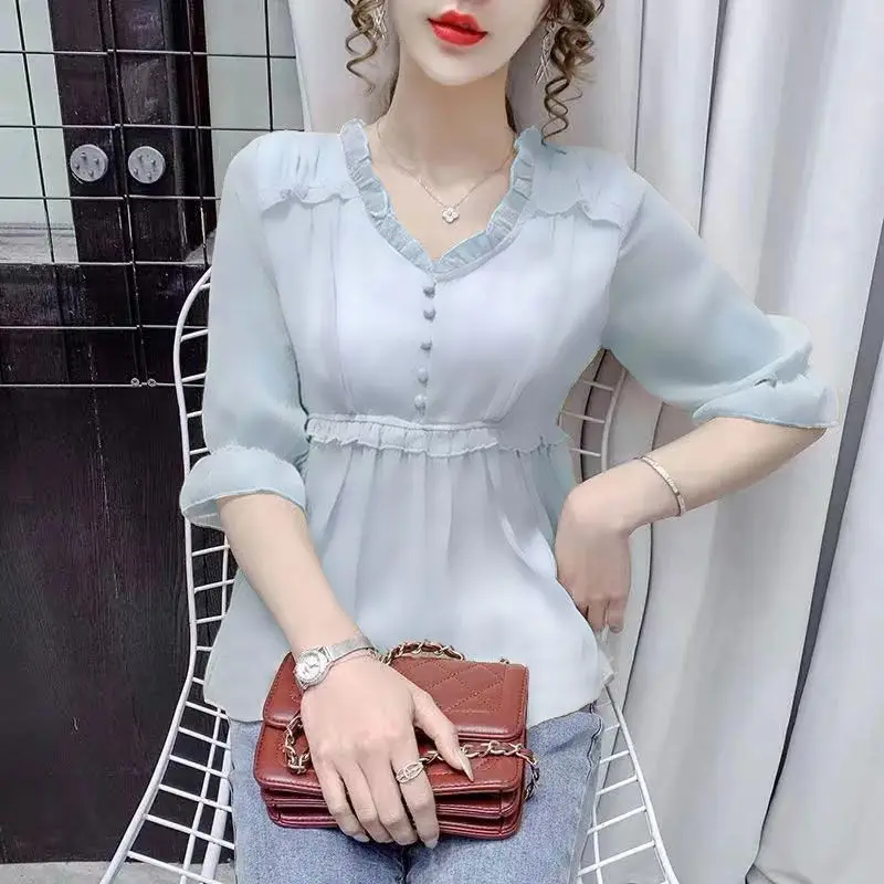 Korean Commuter 2024 Summer New Women's Solid Color V-Neck Button Spliced Lace Fashion Sweet Loose Half Sleeve Chiffon Blouse