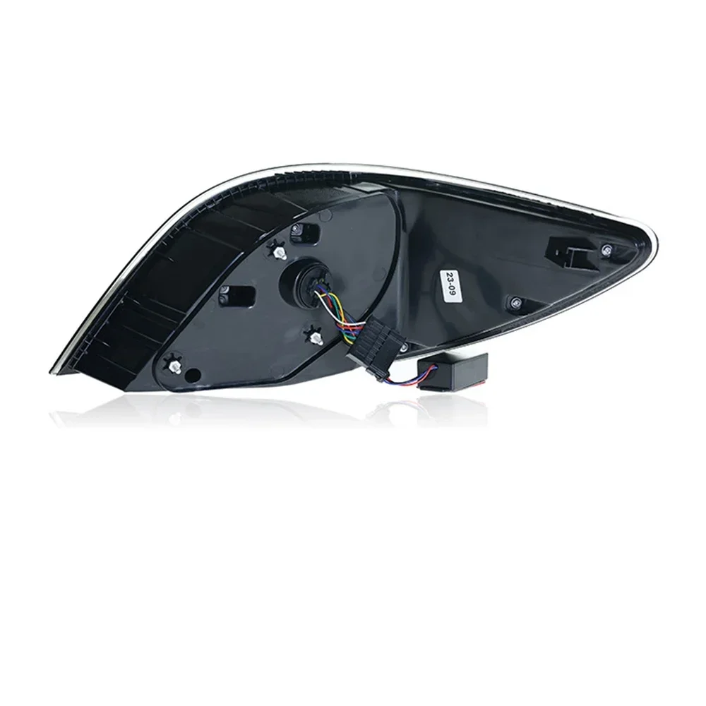 أضواء السيارة ل W251 R فئة LED أضواء خلفية 2010-2017 R300 R350 مصابيح التوقف الخلفية إشارة الفرامل DRL عكس اكسسوارات السيارات