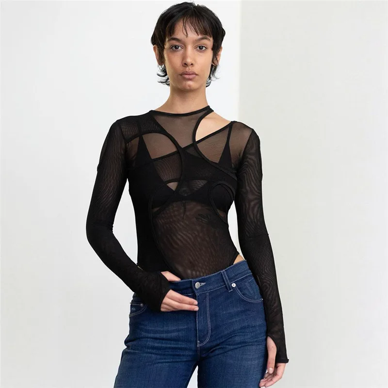 Sommer einfarbige Bodysuit durchsichtige sexy hohle Design Frauen Top Overalls Slim Fit für High Street Clubwear Frauen
