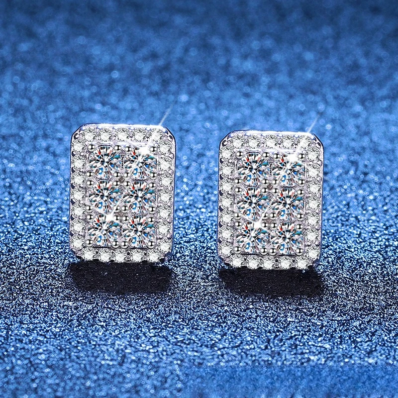 

Platinum PT950 18K Gold Moissanite Earrings with Sparkling Diamonds, Simple and Luxurious, Niche and Light Luxury Earrings