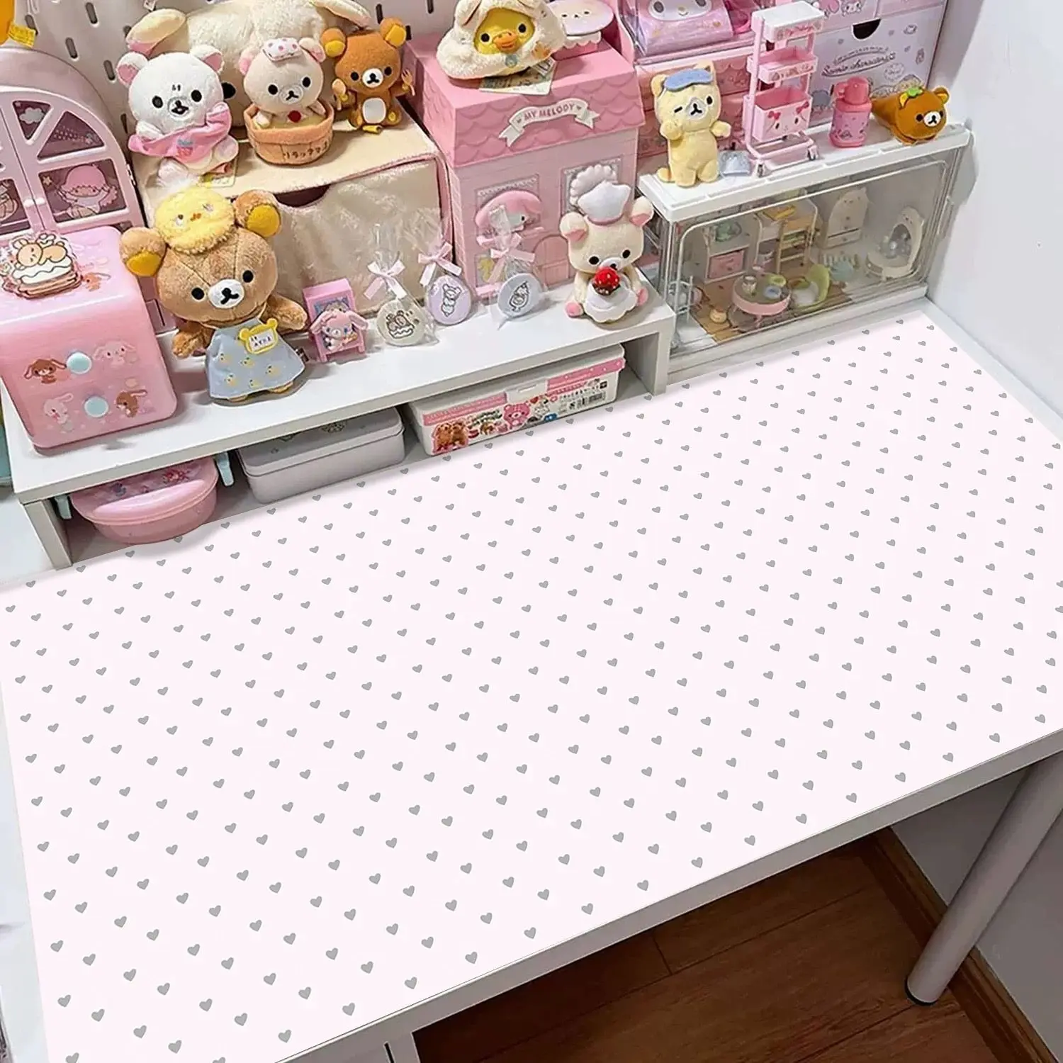 Minimalist Love Hea…