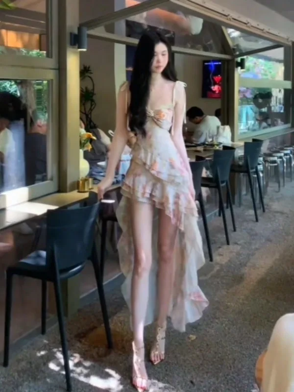 Einzigartige schöne unregelmäßige Schwanz Strand Vaion Sle Floral Strapl Dr Sommer faionable Damen Svel V-ne Dr