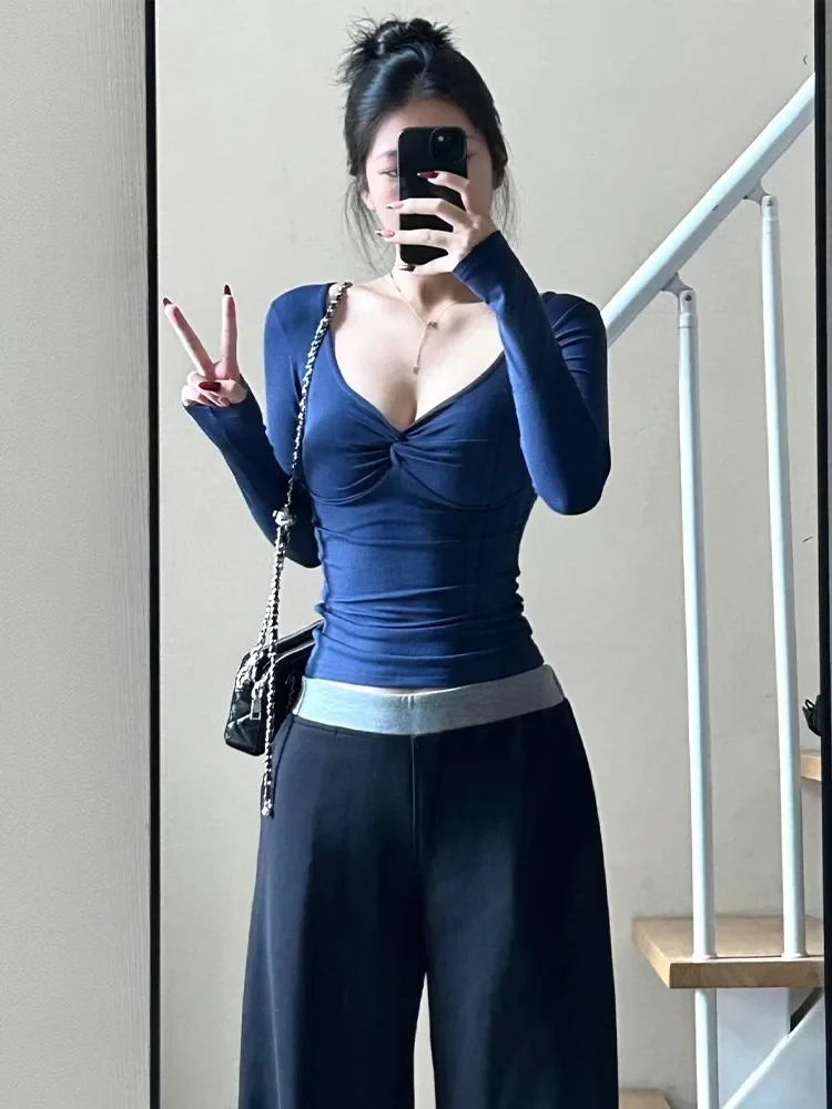 女性用長袖ディープVネックTシャツ,女性用トップス,セクシーなローカット,単色,スリムフィット,美的服,ファッション,秋