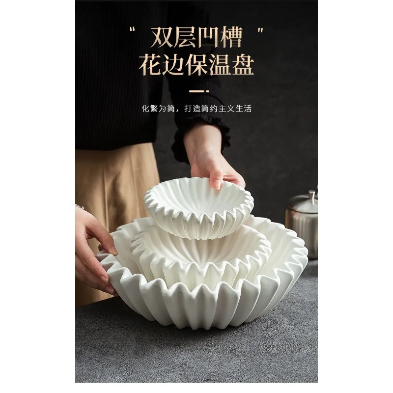 New high-value ceramic double-layer lotus leaf insulation plate, lace special-shaped plate, home salad plate