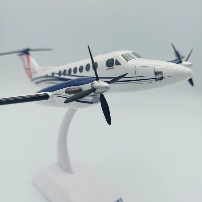 Scale 1/75 KingAir350i Business Jet Miniature Die Cast ABS Engineering Plastic Model Aircraft Souvenir Collections Toys For Boys