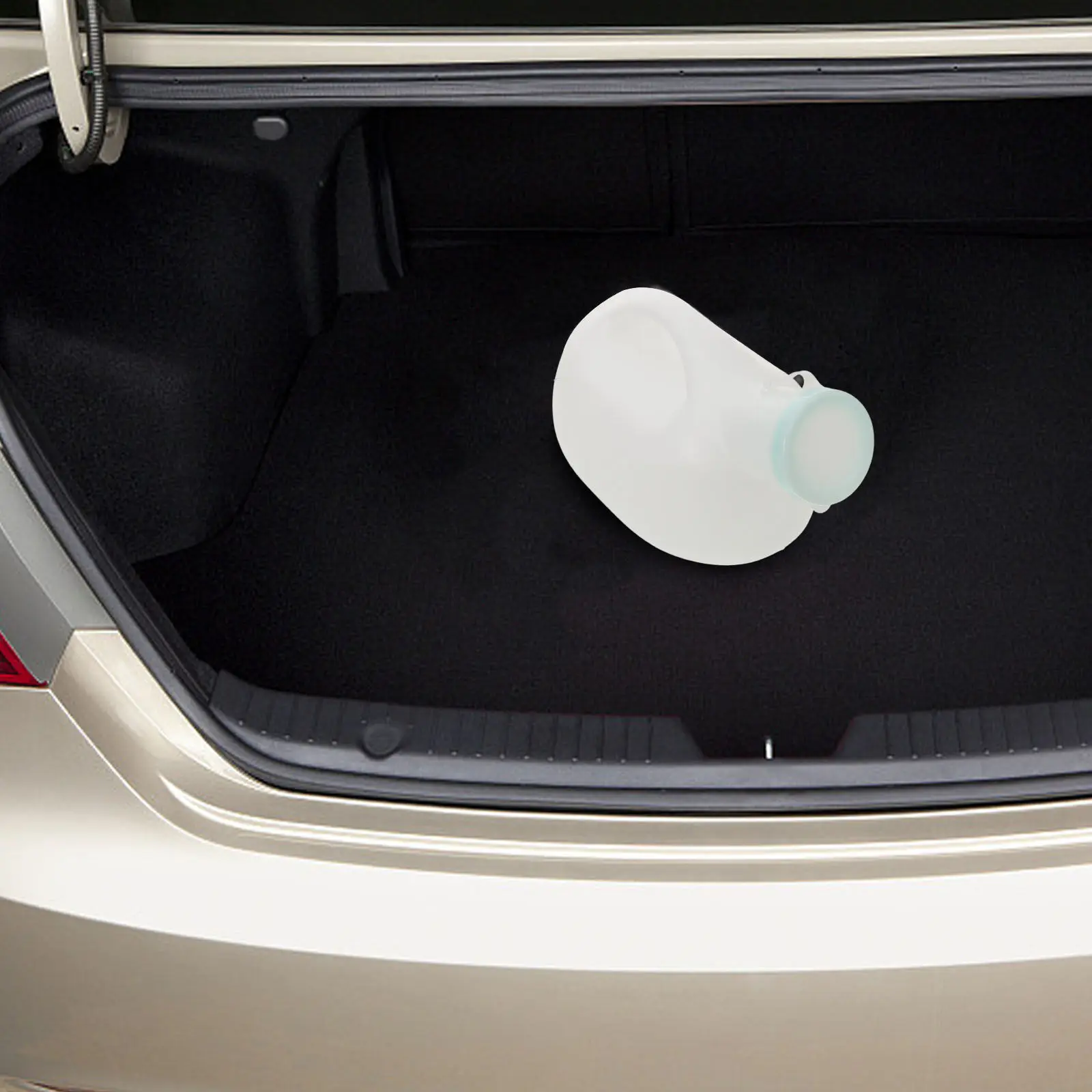 

Large Capacity Portable Urinal Plastic Urine Pot for Men Travel Camping Bedridden Patient Male Pee Pot Portable Urinal Bottle