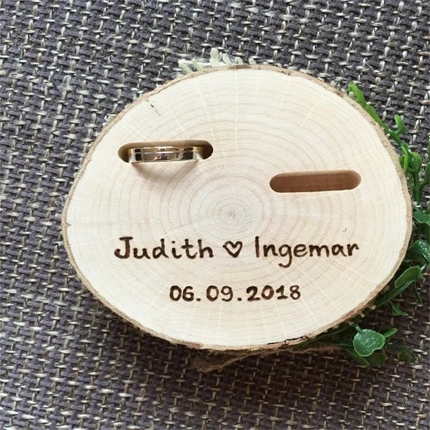 

personalize Wedding Gifts Ring Bearer Box customize names date Ring Holder Nature Wood Slice Ring Box For Engagement