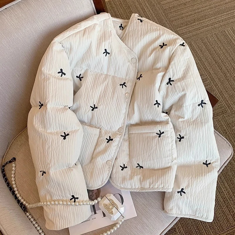 

Retro White round Ne Baseball Cotton Jaet Women's Autumn Winter Lightweight Warm Bread Sle Outerwear with Bow Tie