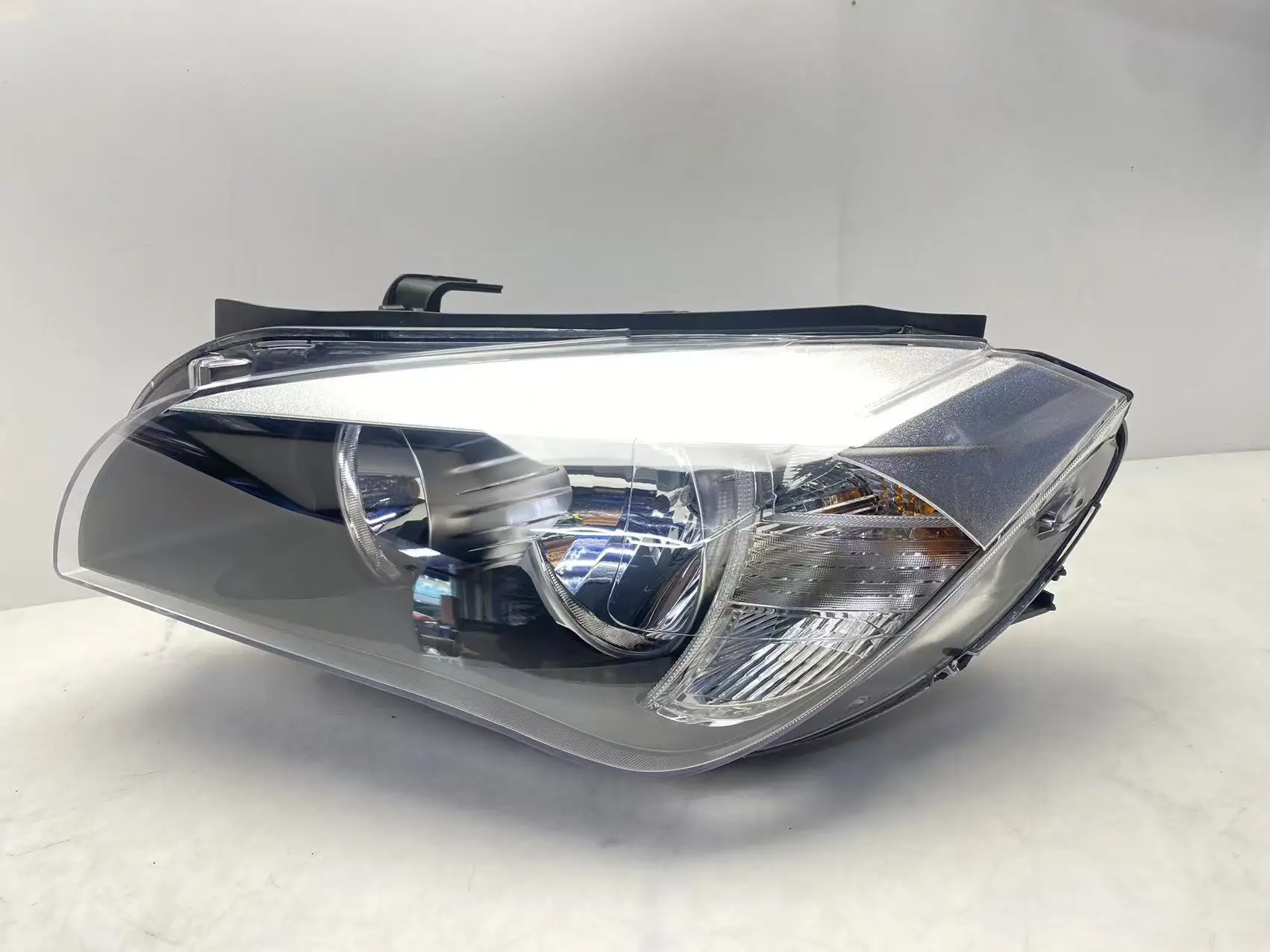 

Для BMW X1 серии LCI E84 12 В галогенная фара передняя автомобильная фара аксессуар с цветовой температурой 6000 К хит продаж