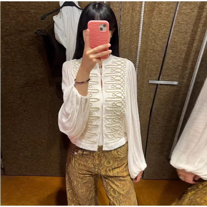 Aurelia Embroidered Statement Blouse S689c4e9a83394b5d81b72bc480972da9g