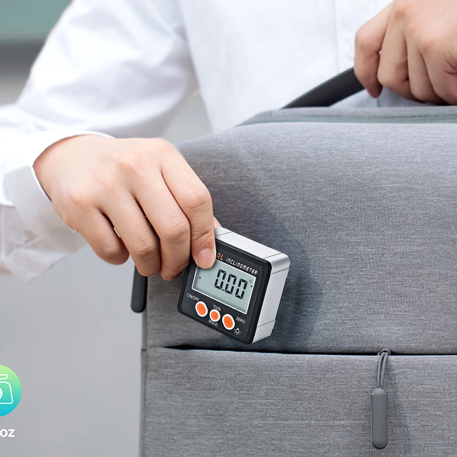 

Digital Angle Finder Electronic Protractor Magnetic Display Angle Ruler for Woodworking Carpentry Metalworking