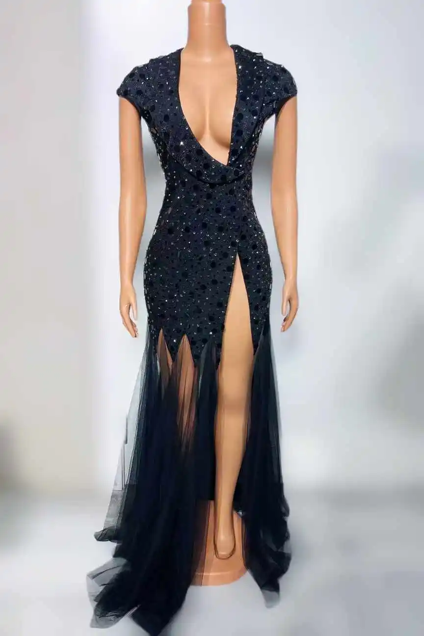 Vestido Sexy largo de malla con volantes y diamantes de imitación brillantes para mujer, vestido Sexy con cuello en V profundo para fiesta de cumpleaños, disfraz de actuación, ropa de escenario