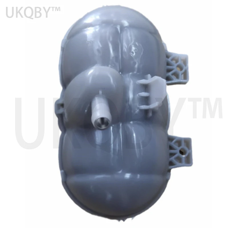 

apply Fo rd Mu st an g Auxiliary water tank FR3Z8A080AC