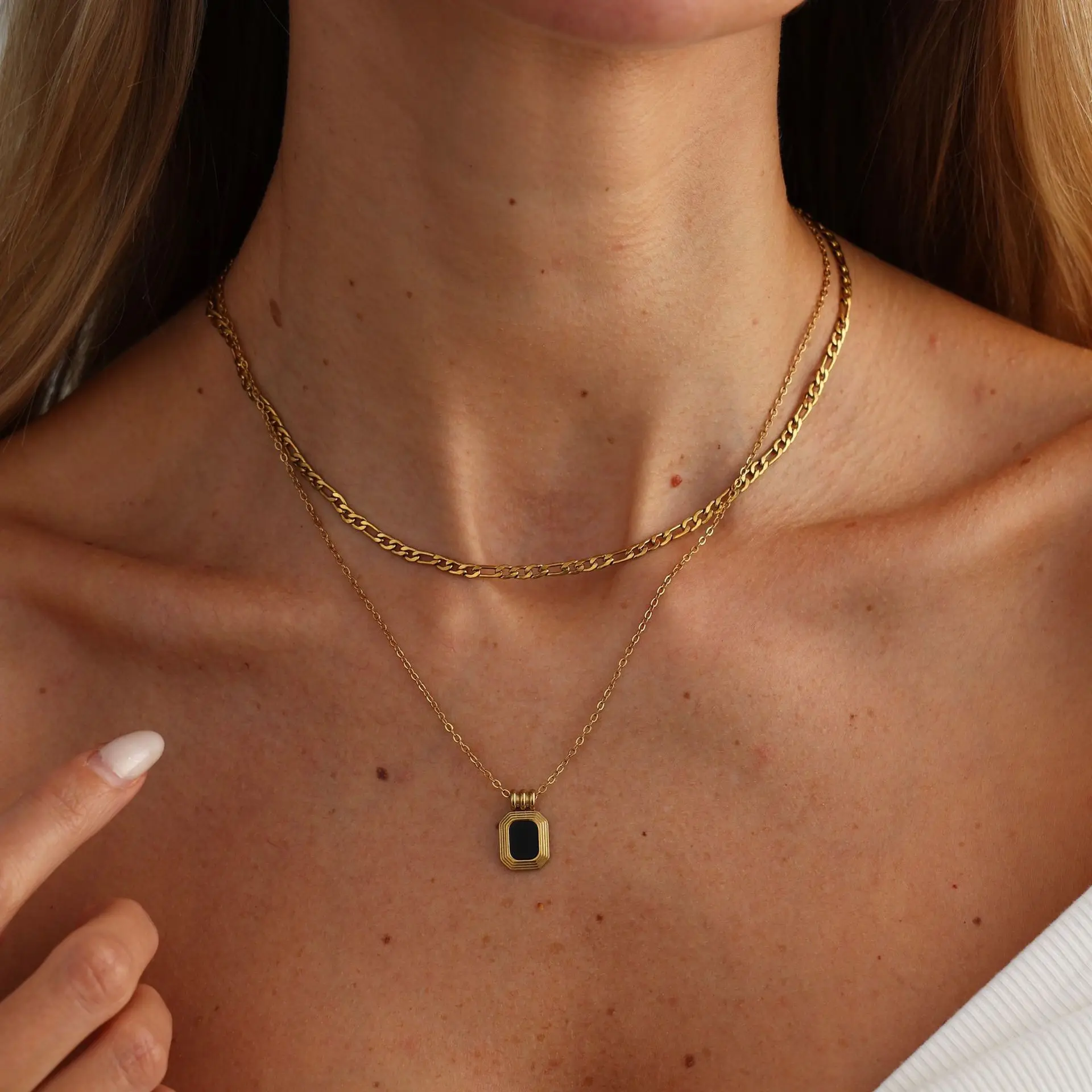 Accessories Vintage Geometric Double Chain Black Label Pendant Necklace, Minimalist 18K Gold Stainless Steel Necklace