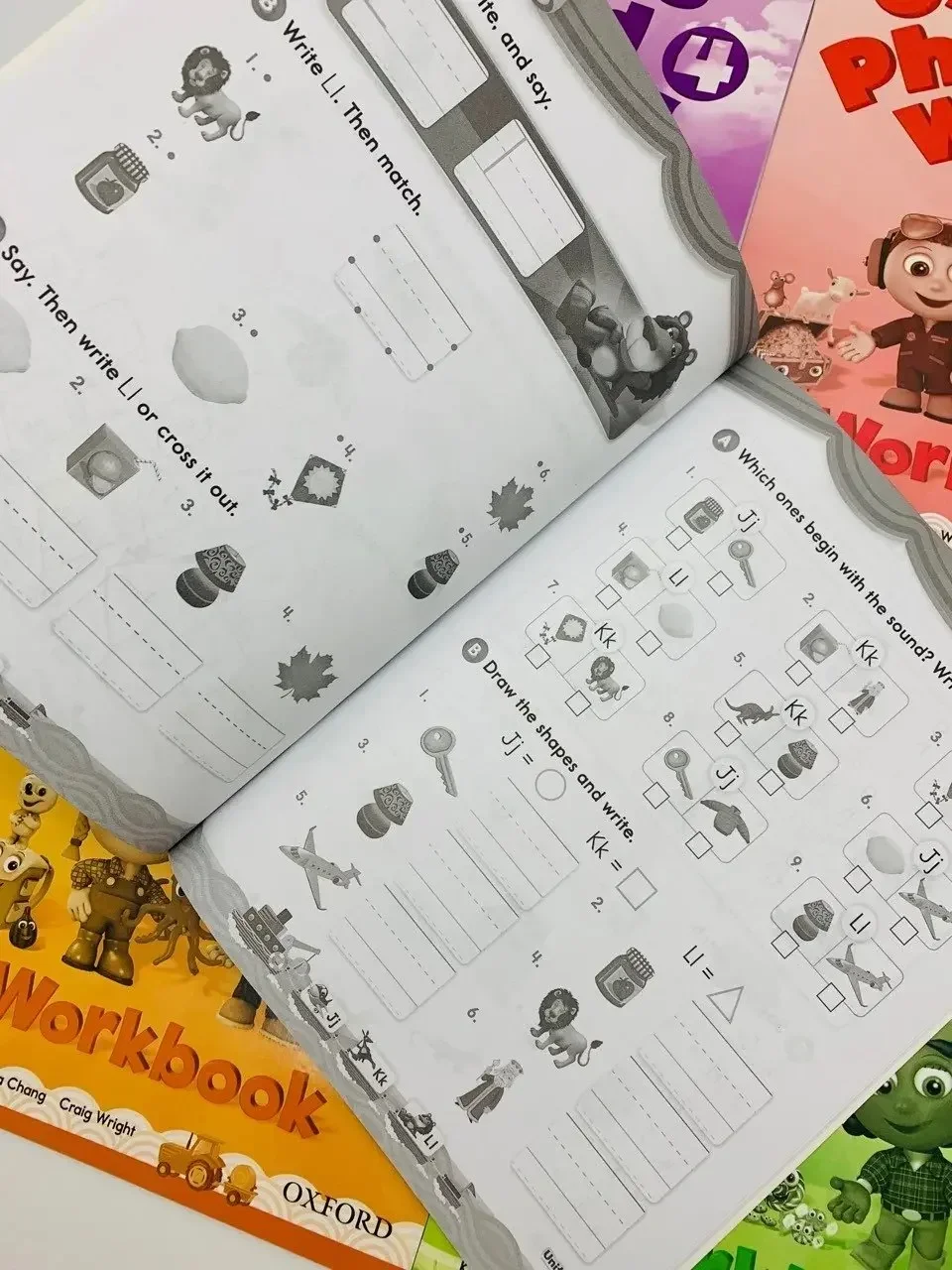 2 Books Oxford Phonics World Storybook Children Learning English Case Early Learning Workbook Educational Toys Textbook