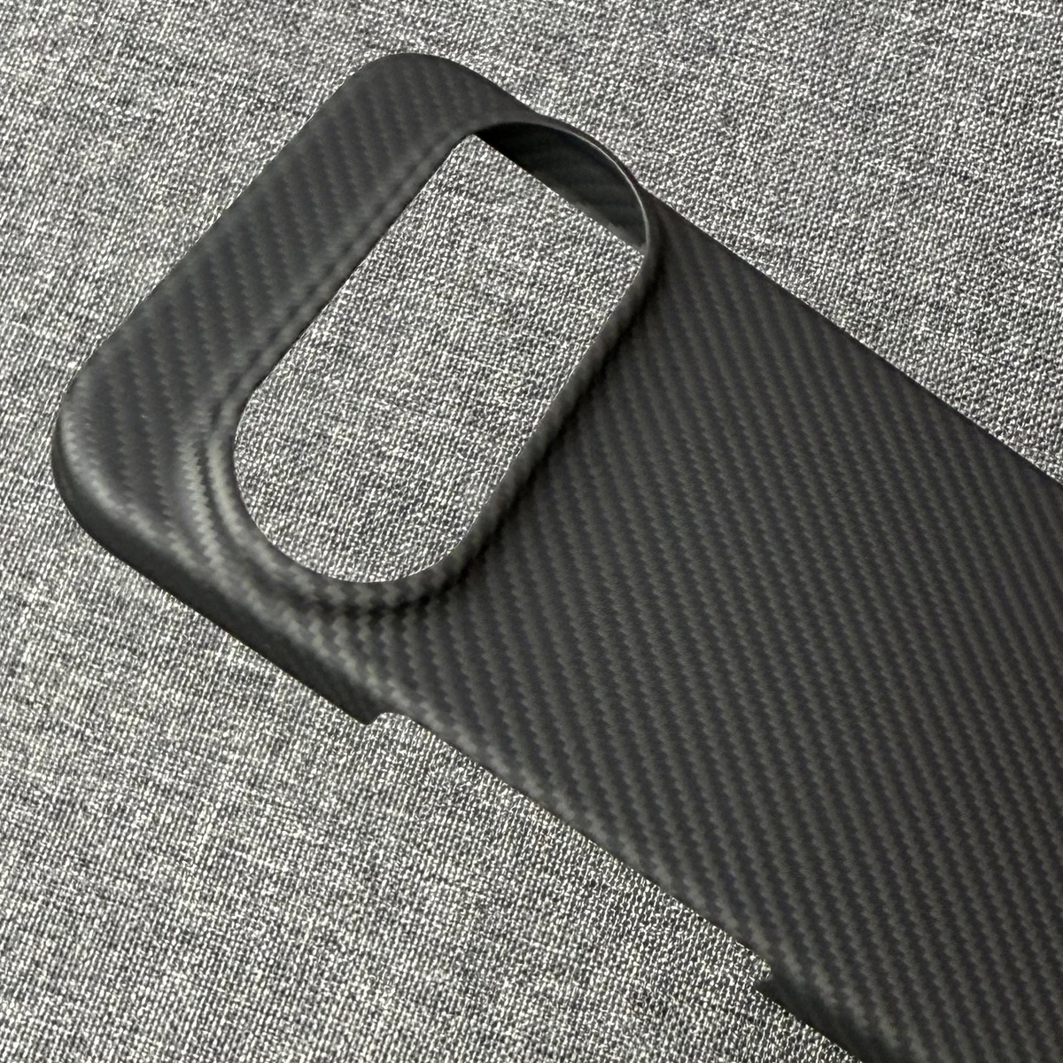 QADIR Aramid Carbon Fiber Case for Google Pixel 11 Pro XL/10 Pro XL Case Ultra-Thin Drop-Resistant Carbon Fiber for 9 Pro Cover