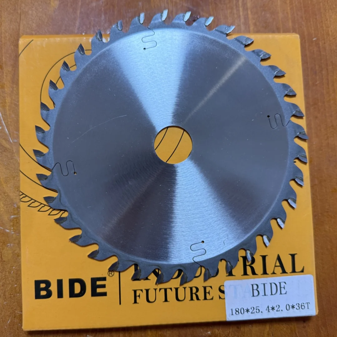 D180 النجارة الشق المنشار سميكة سبيكة الكثافة مجلس سمك مختلف دائم شفرة المنشار الصامت أداة للنجارة