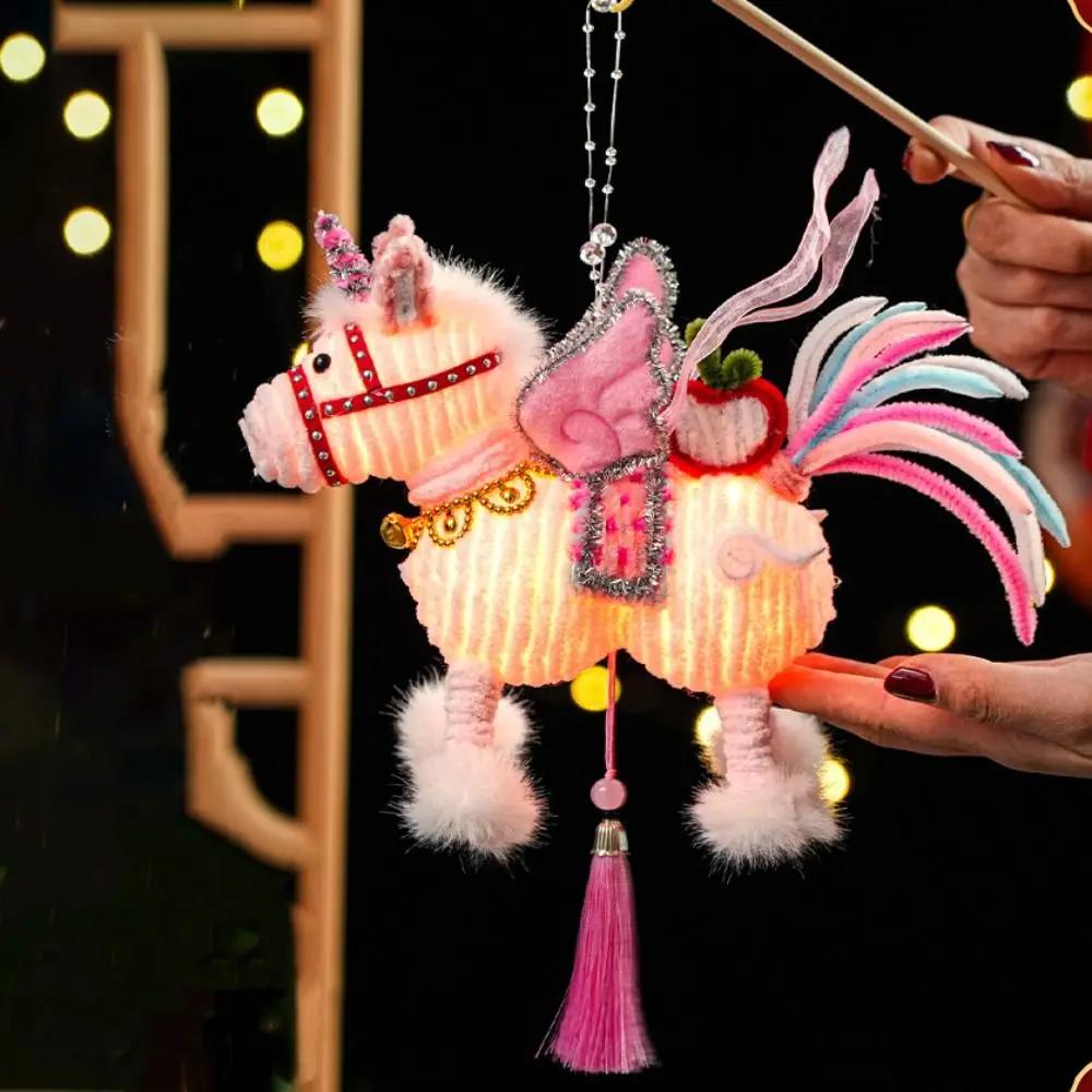 

DIY Material Kit Luminous Horse Lantern Handmade with Tassel Spring Festival Lantern Blessing Words Year of The Horse