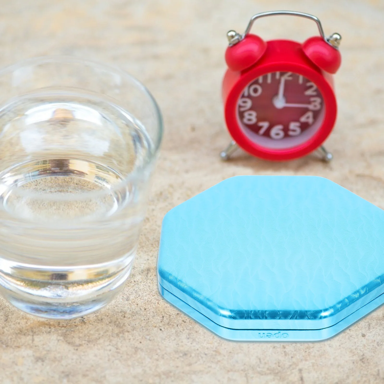 

Waterproof Pill Box Tablet Cutter With Pulverizer Holder Portable Splitter For Travel Home Office Storage Container Healthcare