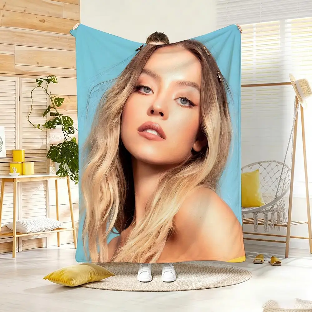 Celebrity S-SydneyS SweeneyS Throw Lightweight 240g Flannel Blanket Soft Skin-friendly for Summer Cooling