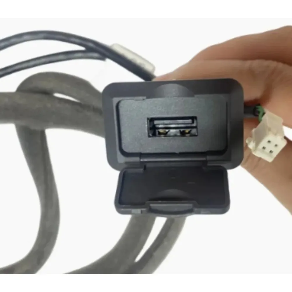 1pc 99000D551A0C000 Genuine Brand New USB Interface Component Automobile Part for Suzuki Swift Wagon R Automatic Interior Parts view 4