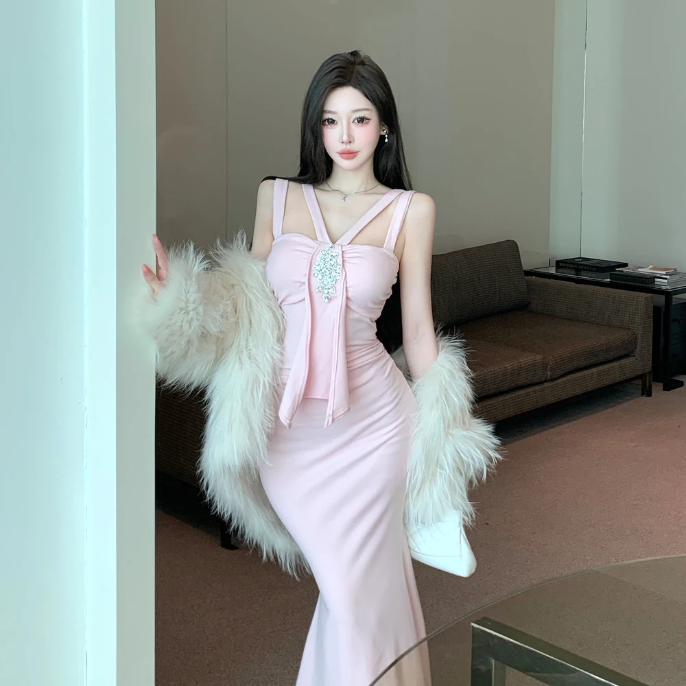 

Autumn Winter New Sle Pure Desire Heavy Work Diamond Embellied Slim Fit Hanging Ne Splice Pleated Fi Tail Bodycon Dr