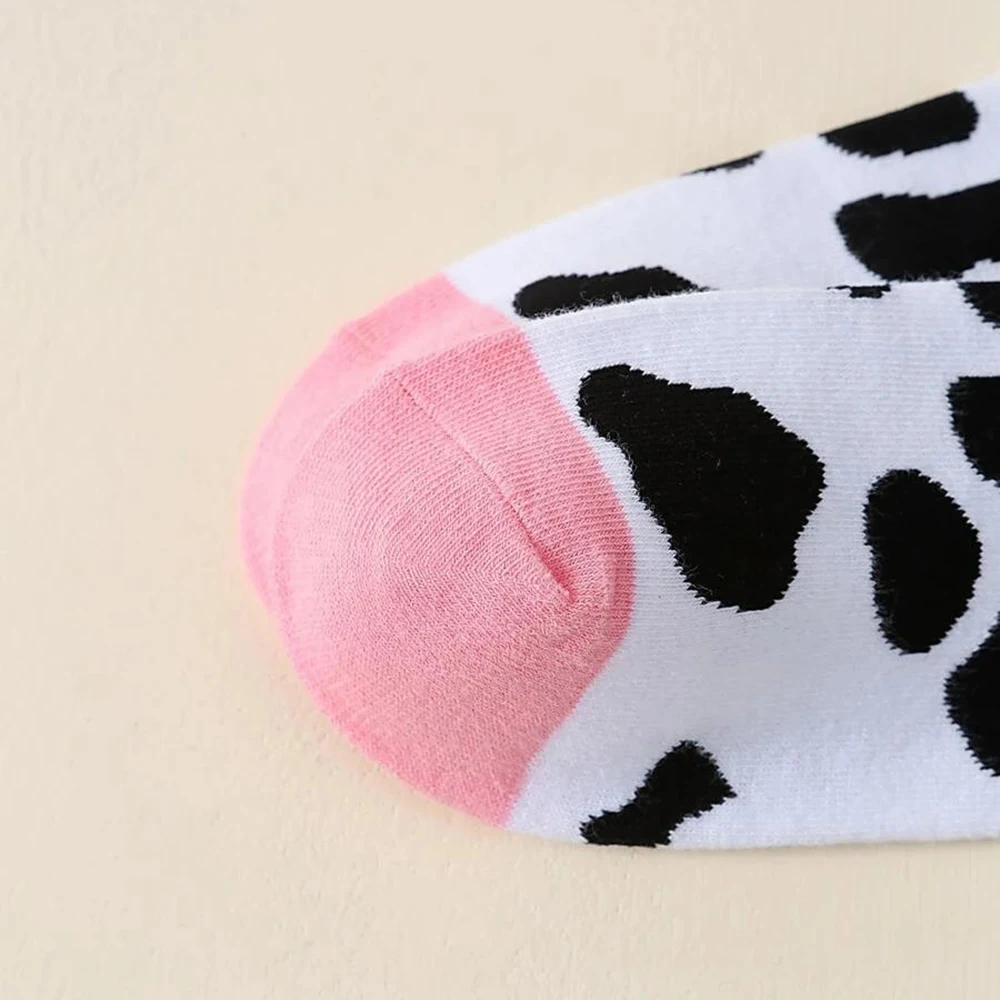 1 Pair Printed Women Mid Tube Socks Cute Cow Design Suitable For Casual Wear Comfortable Soft Moisture Wicking Breathable Socks