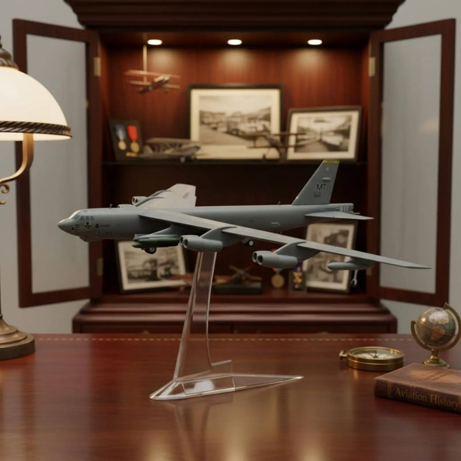 Long-Range Bomber Model Stratofortress Model 1:200 Scale B-52H Stratofortress Model Alloy and Plastic Detailed Parts