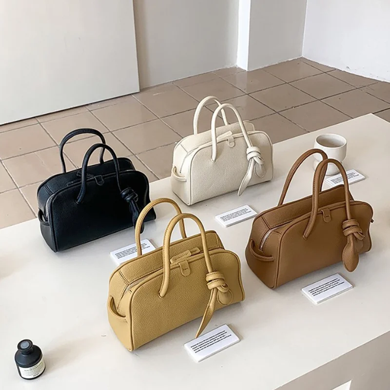 

High end, light luxury, fashionable, western-style, casual, versatile, daily commuting handbag for women