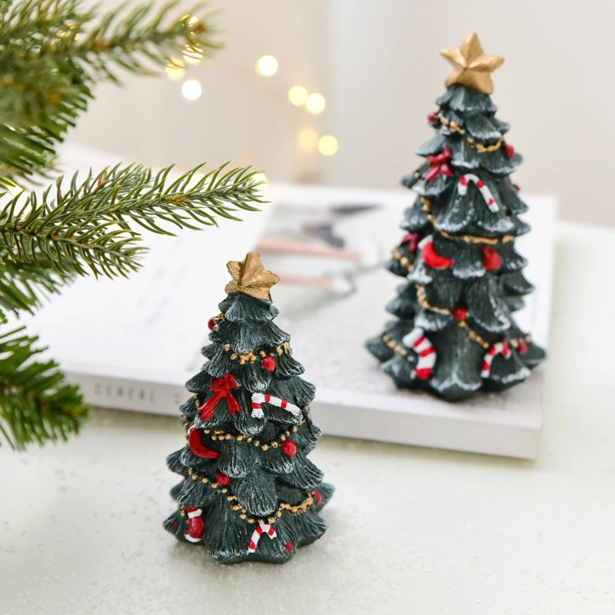 Christmas decoration ornaments resin mini desktop Christmas tree ornaments Christmas gifts gifts