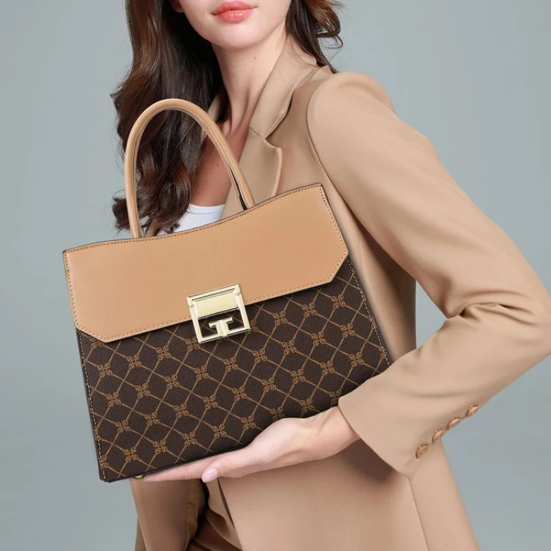 

Fashionable Trendy Crossbody Handbag For Women With Leather Finish And Large Capacity For Business Style