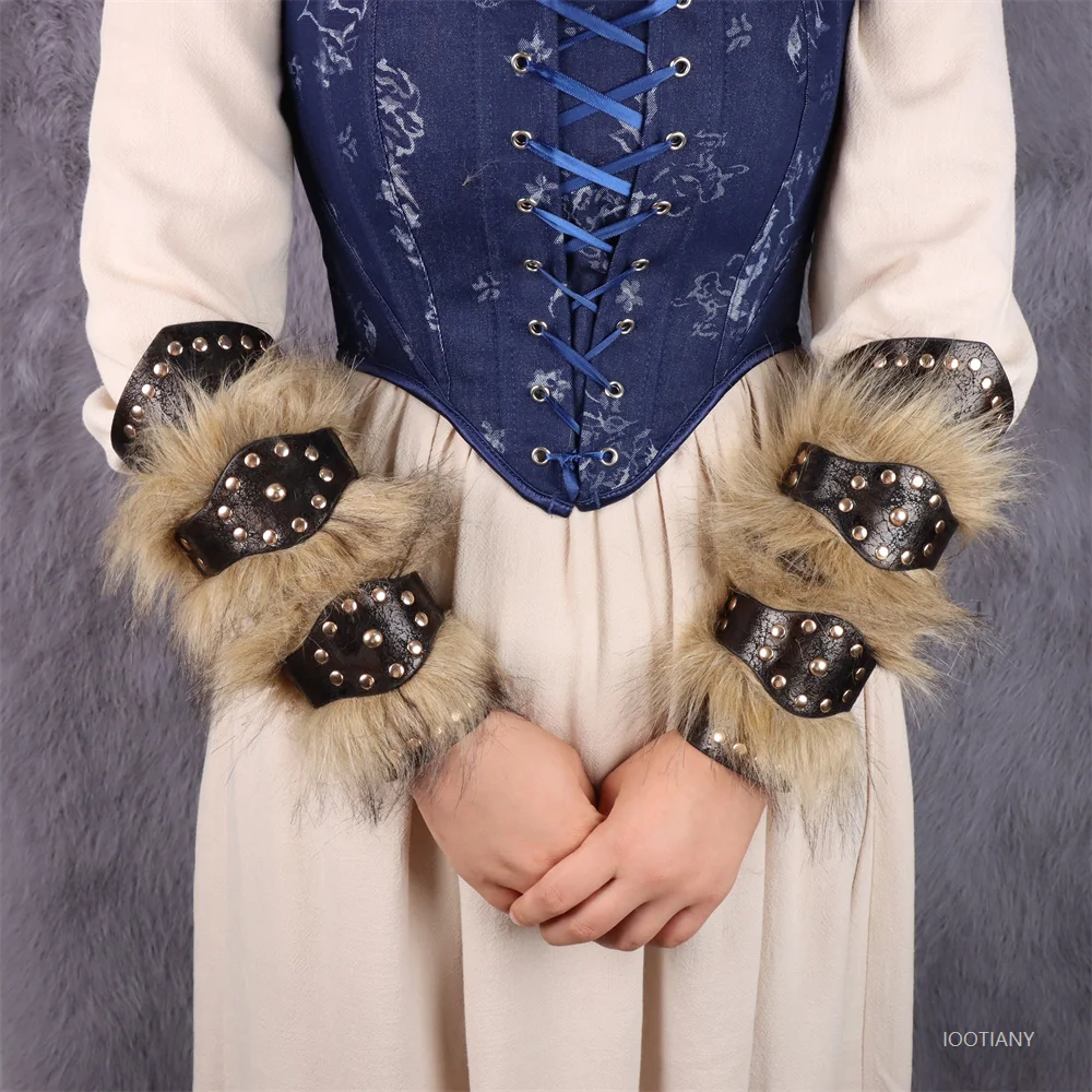 

Medieval Viking Knight Wristband Faux Fur Pu Leather Wristguard Pirate Glove Wristguard Prop Gothic Role Play Accessories 2025