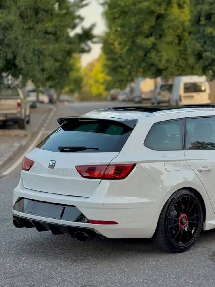 Dla Seat Leon MK3 MK3.5 5F 5-drzwiowy ST Sportstourer TSI TDI 2013-2019 Tylny Spoiler Skrzydło Nakładka Splitter Body Kit Tuning Gloss Balck — 2