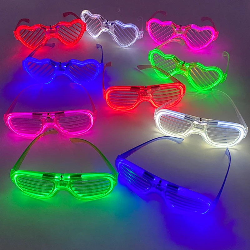 Lunettes néon en forme de cœur plonger oyantes pour carnaval, lunettes LED avec lumières, fournitures de fête d'anniversaire, accessoires de bar et de club