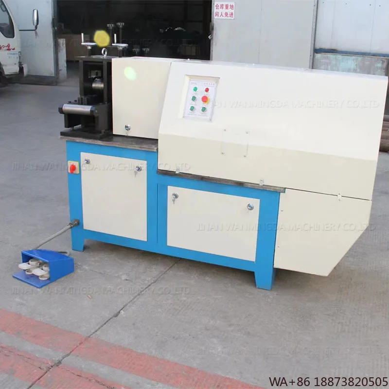 Embossingmachine Hydraulische koudrollen Embossingmachine Platte stalen en vierkante stalen smedenmachine Vierkante buis Dubbelzijdig