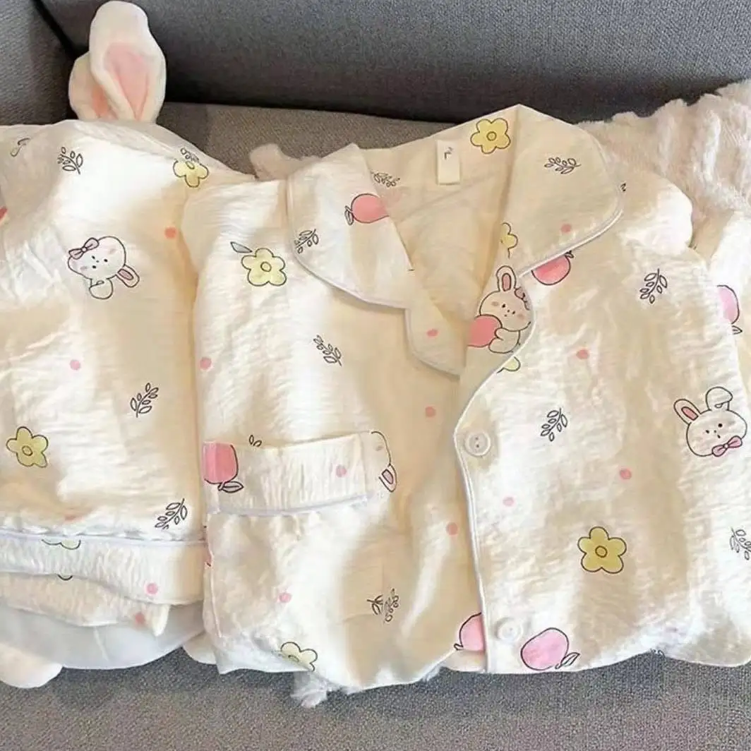 

Комплекты пижам из шелка и модала для женщин: темно-синие, с геометрическим контрастным узором, на пуговицах спереди, эластичные шорты, летние брюки для сна, прохладные и свежие, 2026