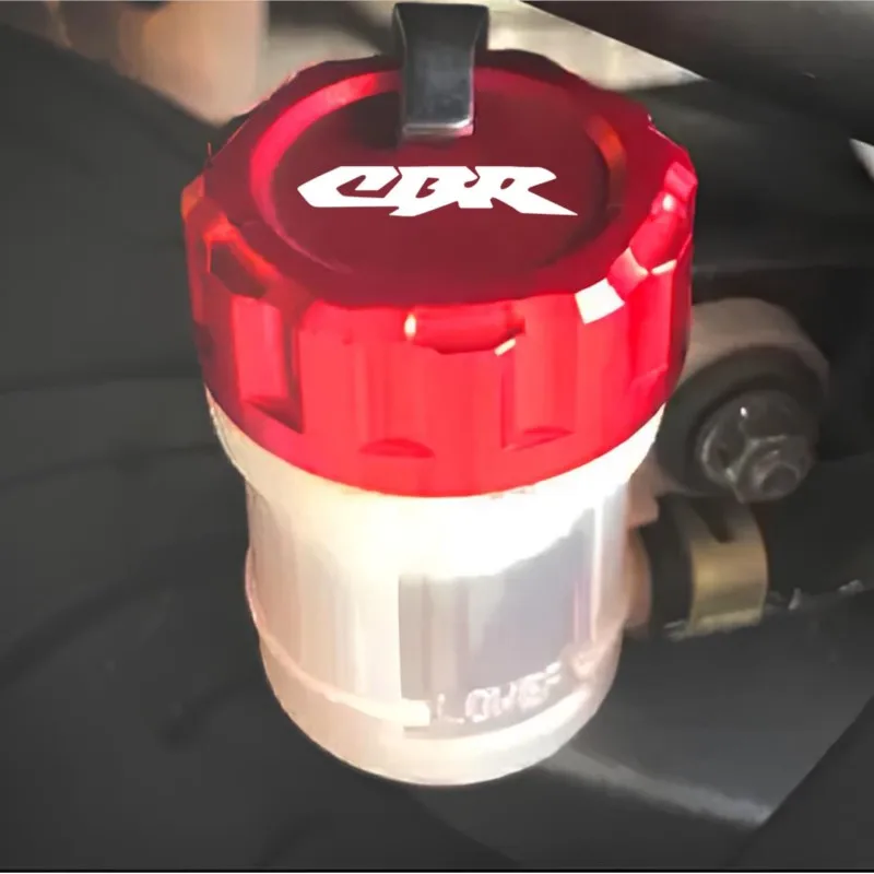 

Motorcycle Rear Brake Fluid Reservoir Cover Engine Oil Cap For Honda CBR 125R 954 600 F4i 650F 650R 1000F CBR 600RR 1000RR 900RR
