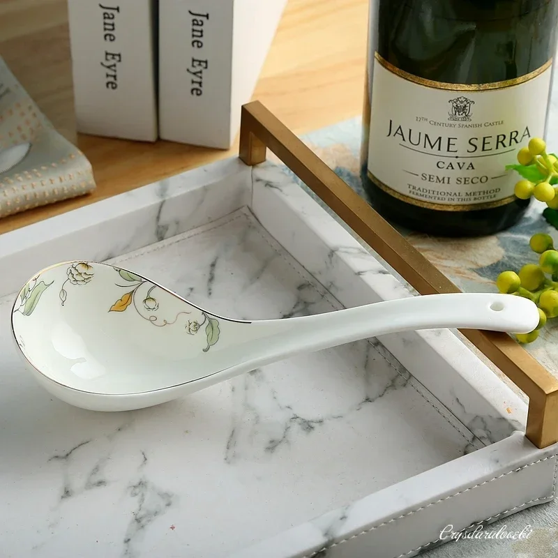 

Green Leaf Painting, Natural Bone China Cooking Soup Ladle, Chinese Ceramic Soup Spoon, for Kitchens, Serving Tools, for Buffet