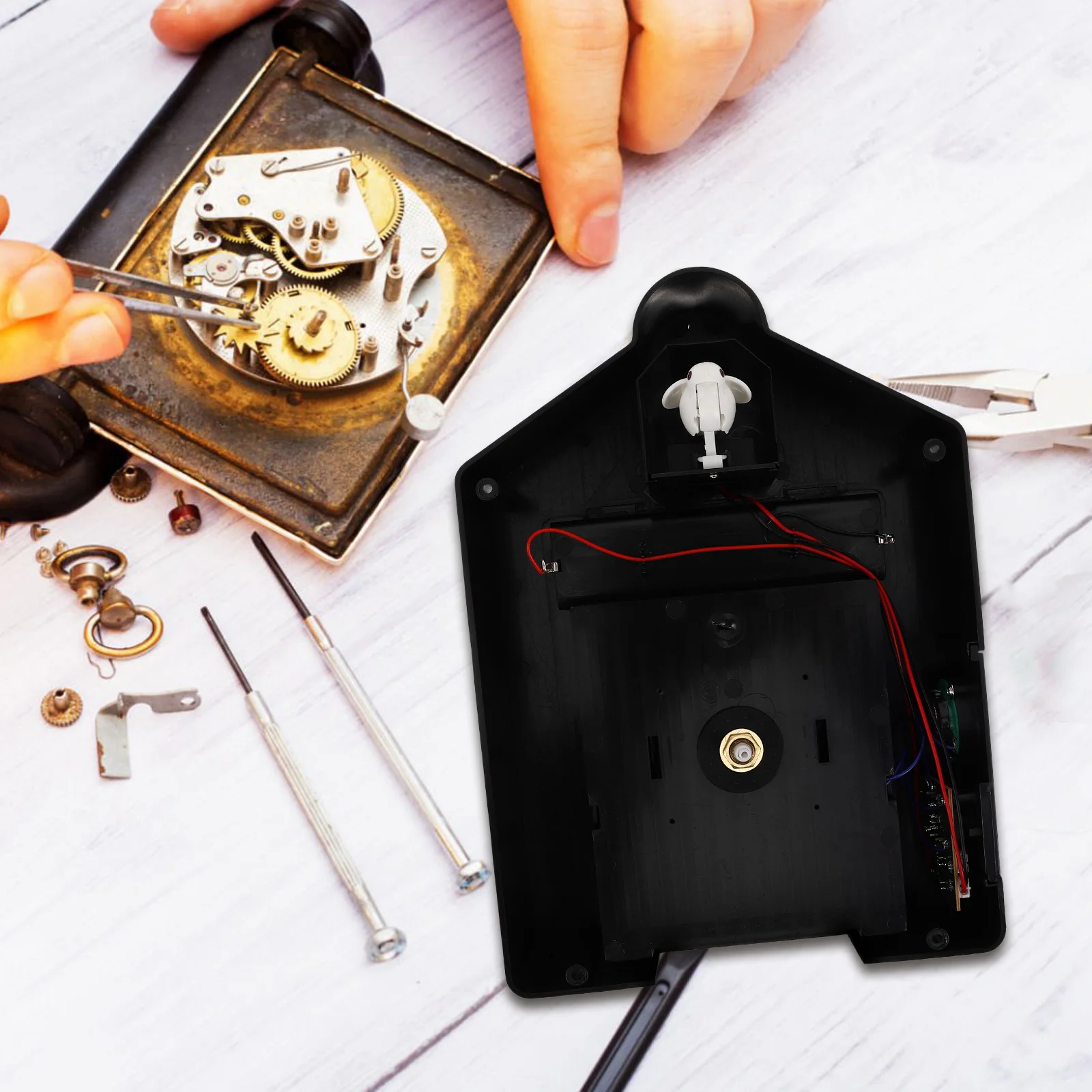 

Vintage Style Cuckoo Mechanism Replacement Parts Time Movement Repair Kit Silent Quartz Motor Operated Wall Clock