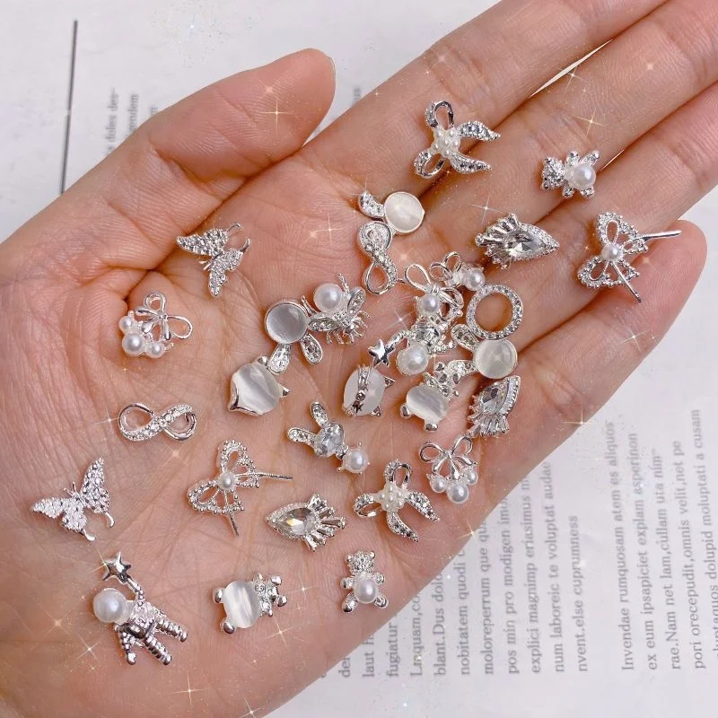 30pcs Alloy rhinestone nail accessories randomly mixed 3D nail decoration and wearing nail accessories
