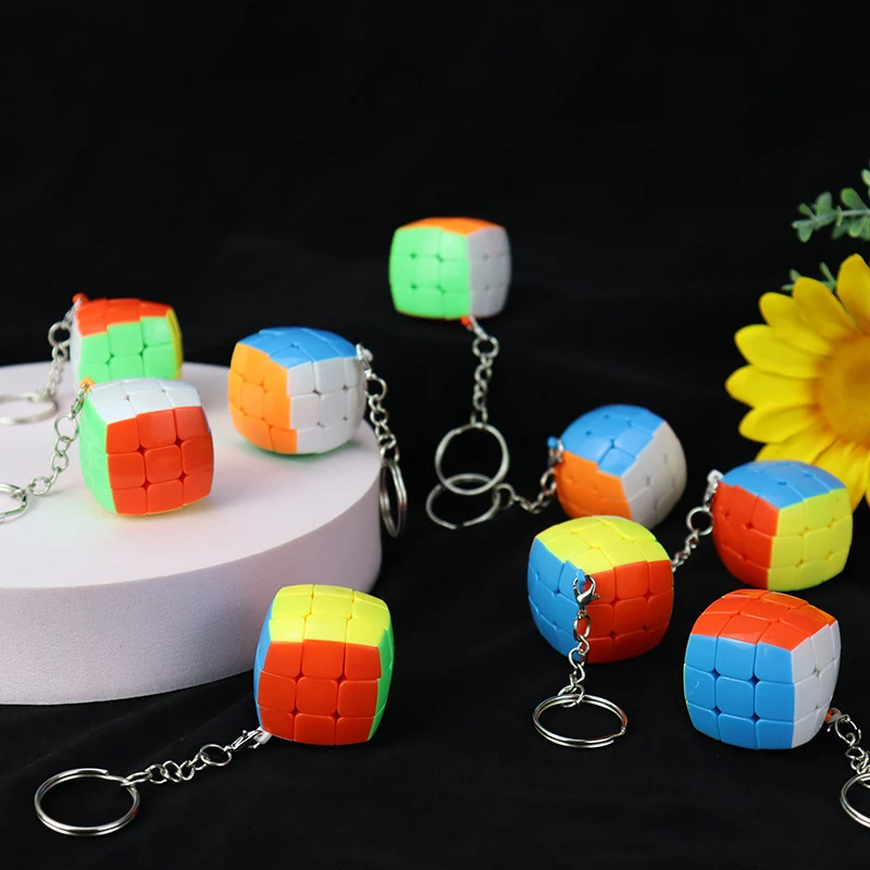 3.5cm Mini Bread Magic Cube Puzzle Keychain 3x3x3 Backpack Pendant  Children's Lovely Educational Game Keychain Toys