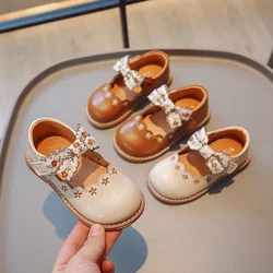 Sandali da principessa per ragazze sandali per bambini piatti con fiore marrone scarpe singole Beige con fondo morbido antiscivolo sandali per bambini scarpe per bambini