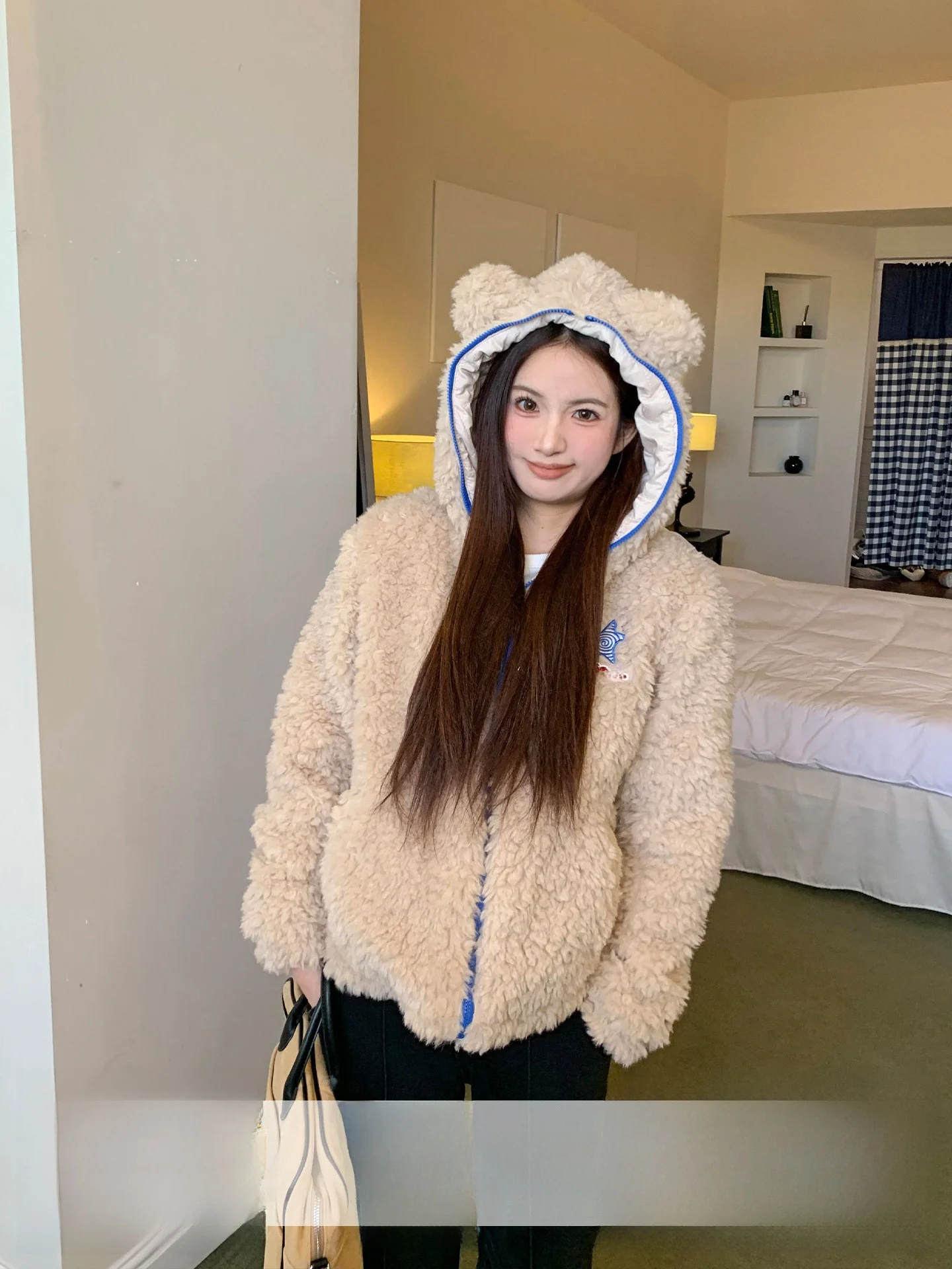 

Женская зимняя куртка Orange Tree Fluffy с капюшоном, теплая хлопковая одежда, повседневная верхняя одежда, модный дизайн