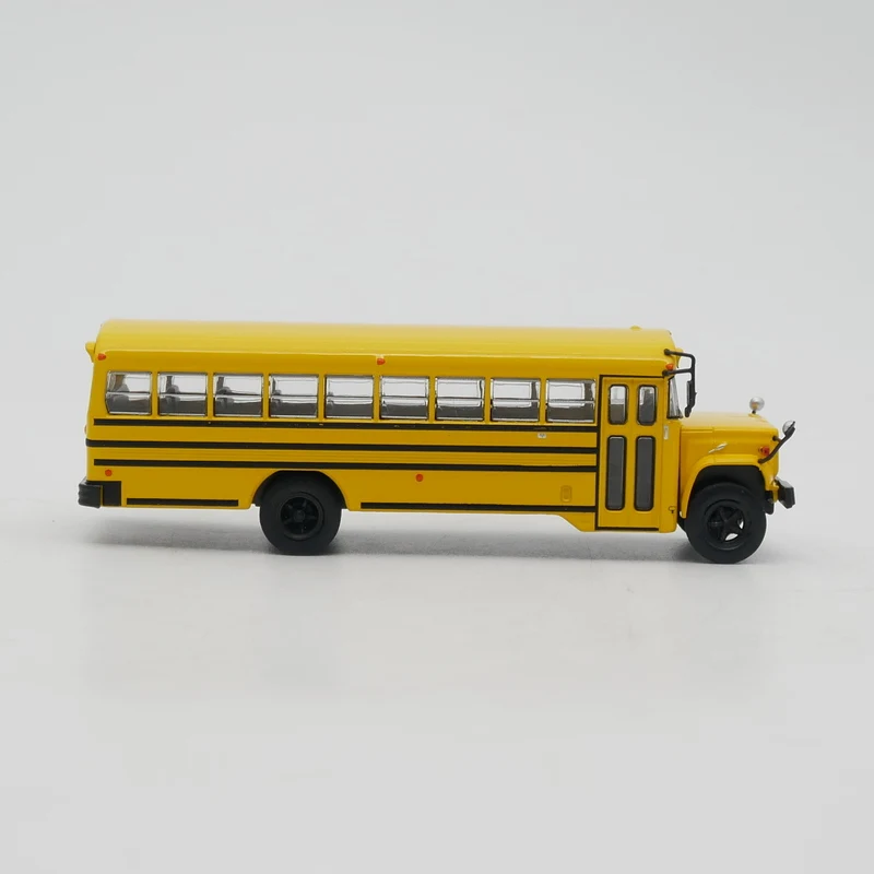 IXO 1:72 Scale Diecast Alloy IST GMC School Bus Toys Cars Model Classics Adult Souvenir Collectibles Gifts Static Display