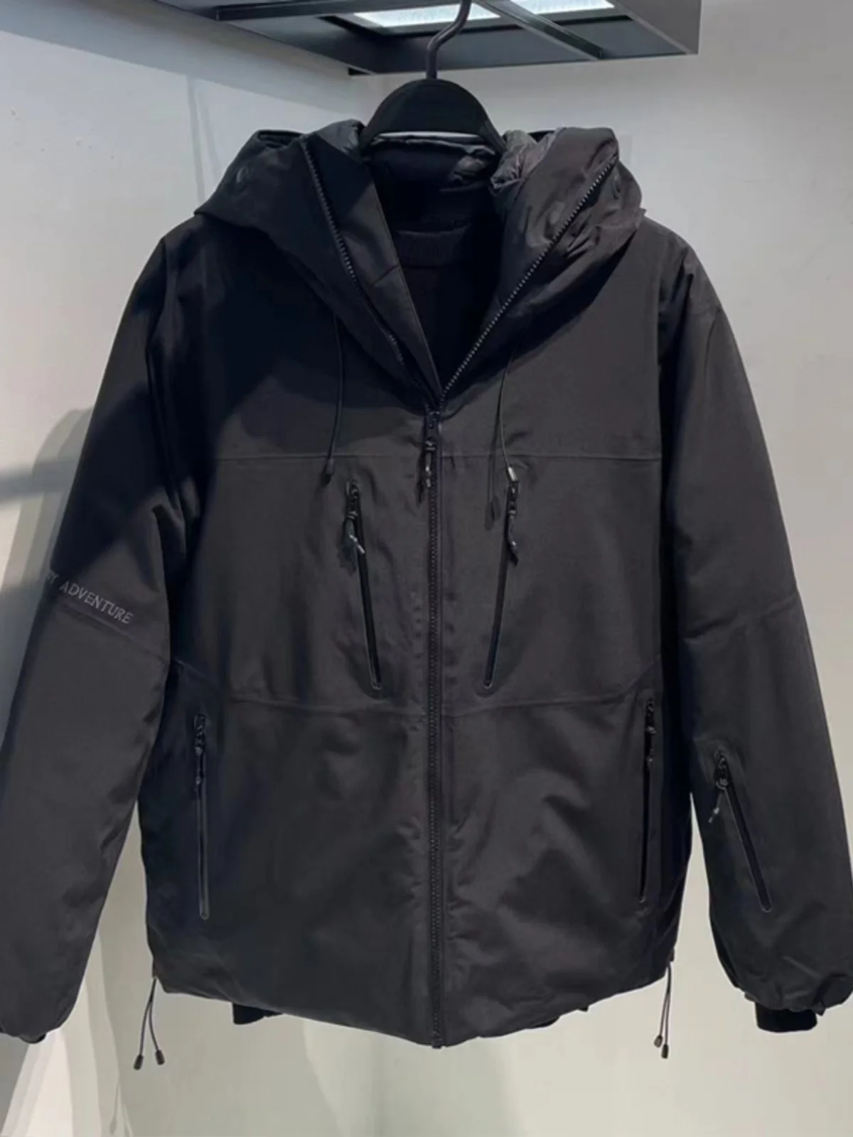 

Модная зимняя уличная куртка для альпинизма и работы, с капюшоном, на пуху, молодежная, теплая, ветрозащитная, мужская пуховая куртка