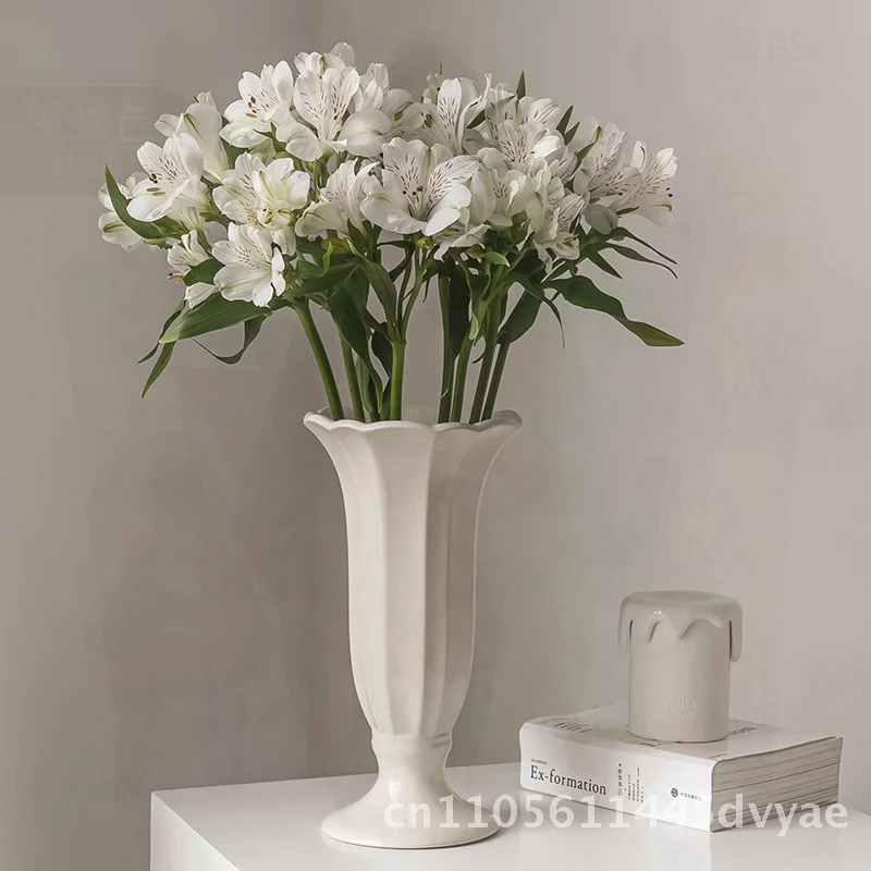 

Premium Cream European Style Ceramic Vase Lily White French Retro Tulip Rose Flower Ornament Small/Large Size Options Available