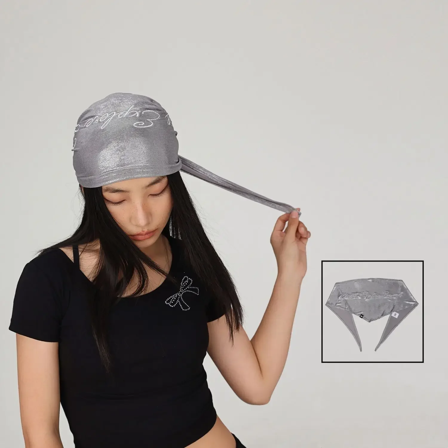 

2025 хип-хоп Tide бренд серебряная талия хип-хоп квадратный шарф джаз babes dance с аксессуарами kpop платок Tide